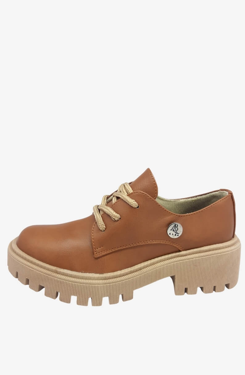 Mocasines Mujer Mariana Cafe con broche Alba, con suela plana, con cordones y plantillas confort